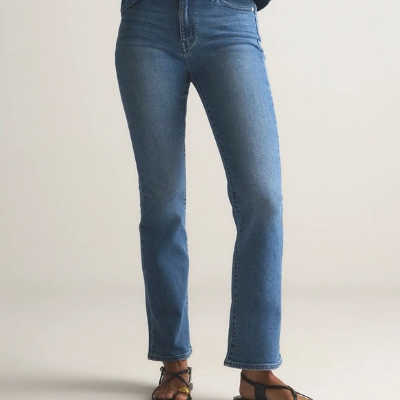Quince Denim - Quince Women's Flare Jeans in Light Blue